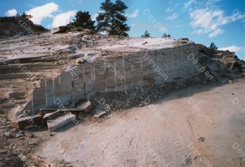 Dexpan Safe Quarrying Flagstone, Mining in Flagstone Quarries